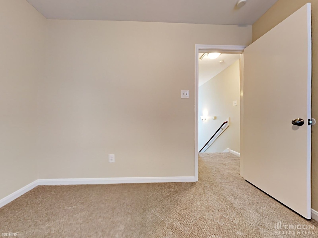 10011 Victoria Grove Lane - Photo 9