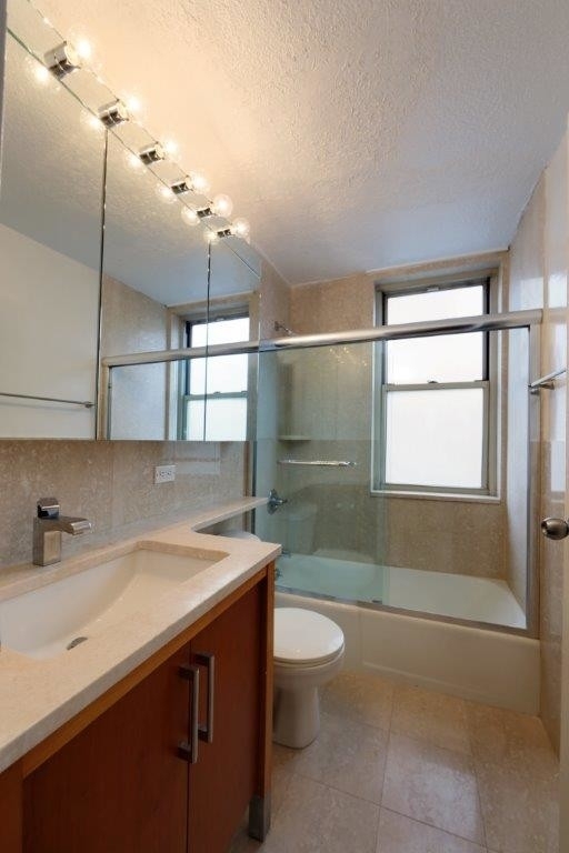 154 East 29th Street - Photo 4