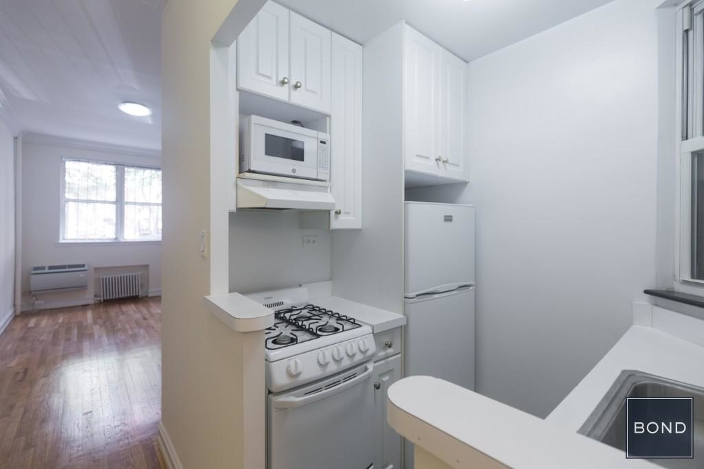 428 East 81st Street - Photo 1