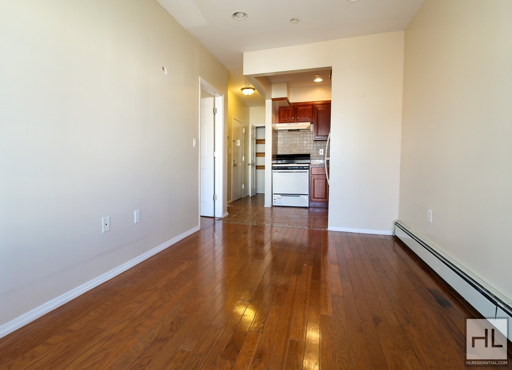 653 Dekalb Avenue - Photo 3