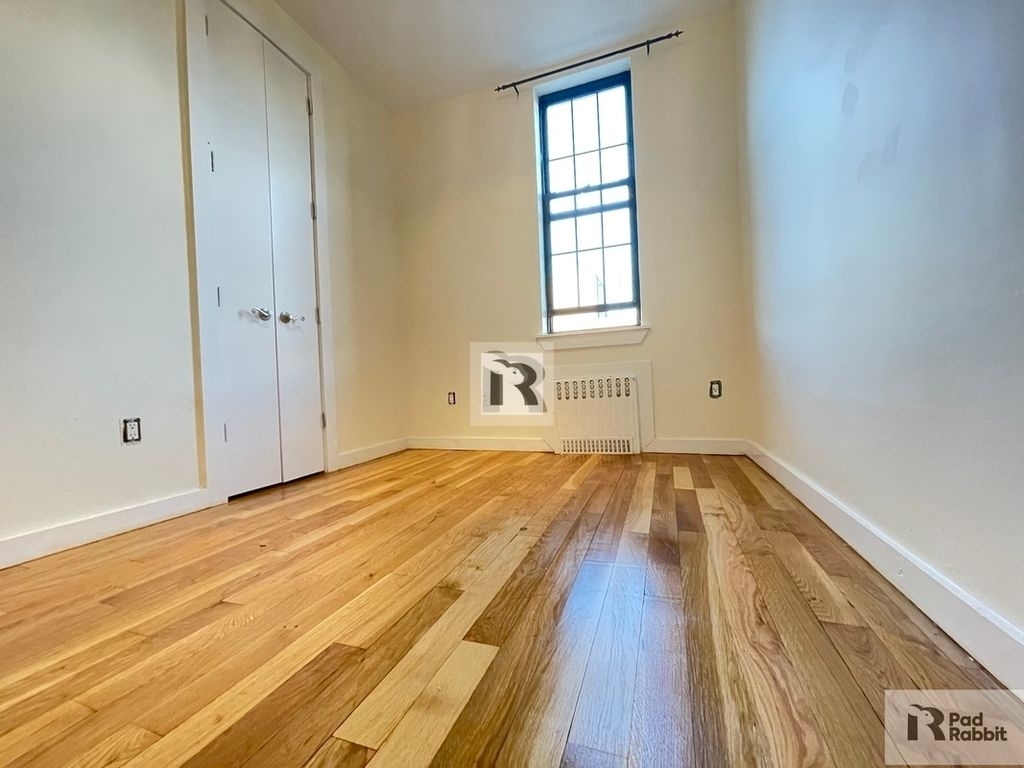 90 Wilson Avenue - Photo 2