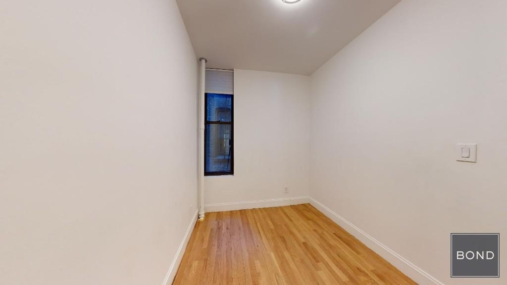 590 Amsterdam Avenue - Photo 9