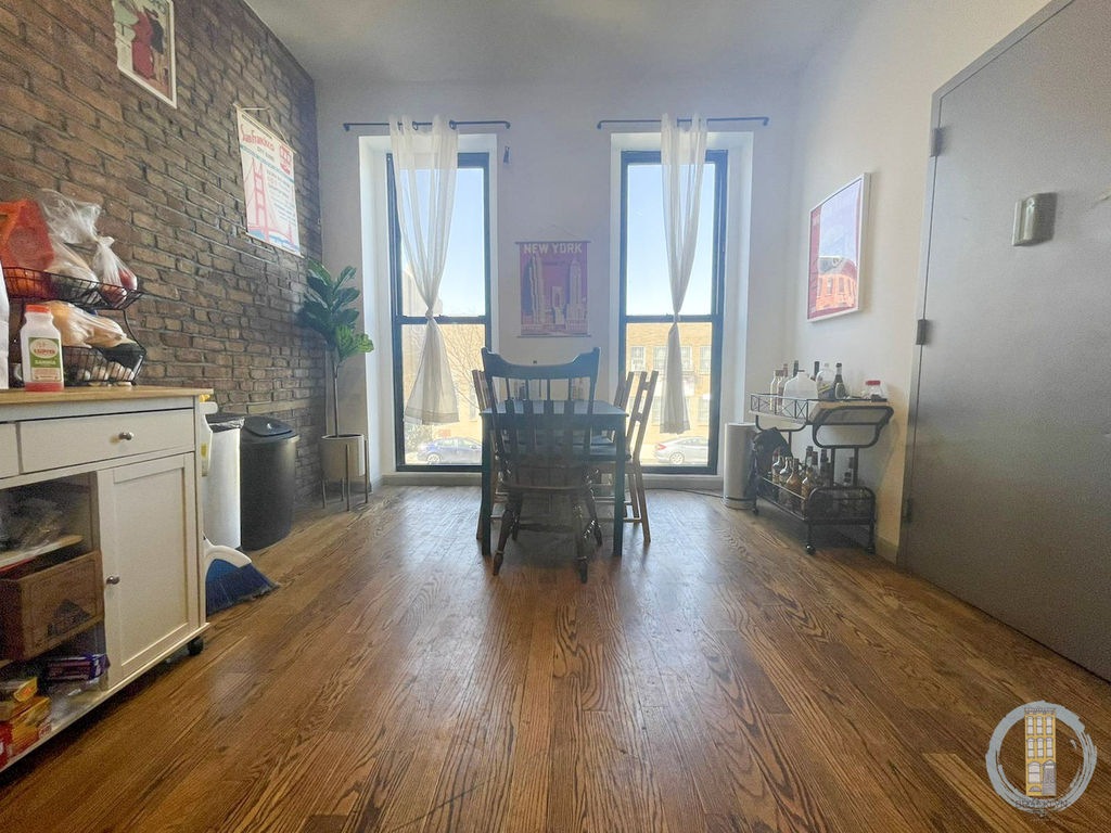 614 Lafayette Avenue - Photo 1