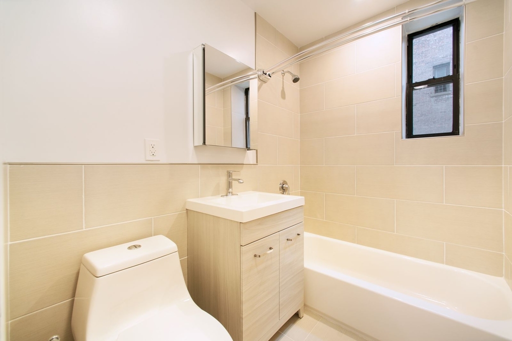 502 West 152nd Street - Photo 6