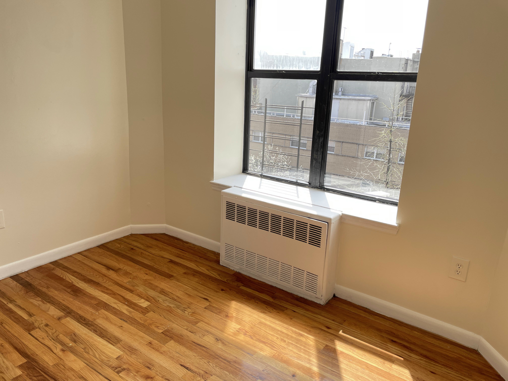 451 East 116th Street - Photo 3