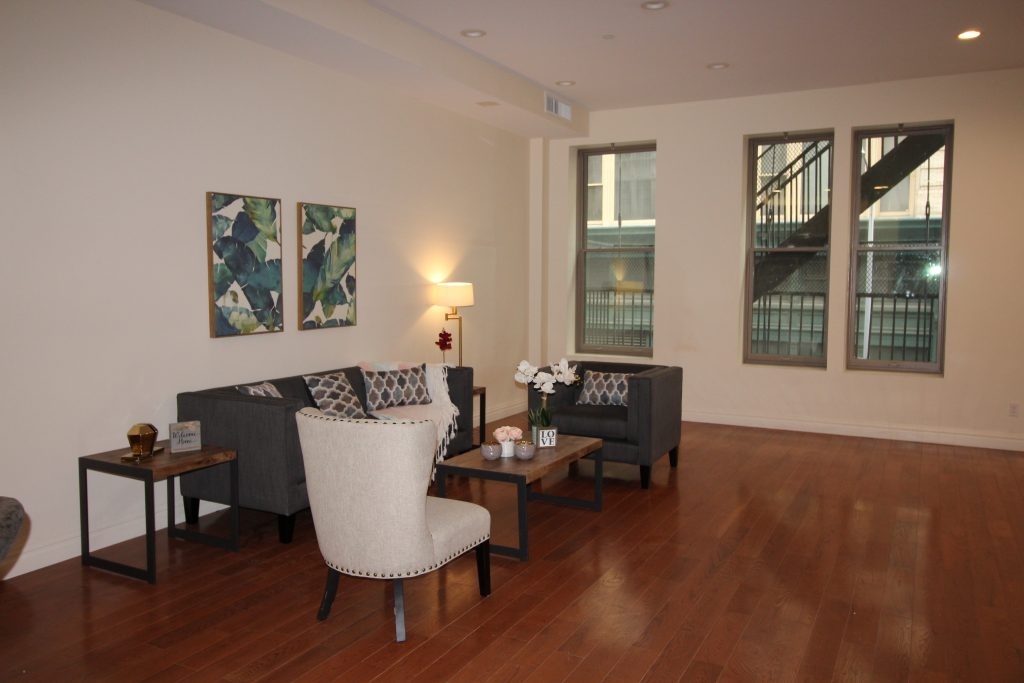 35 West 19th Street - Photo 9