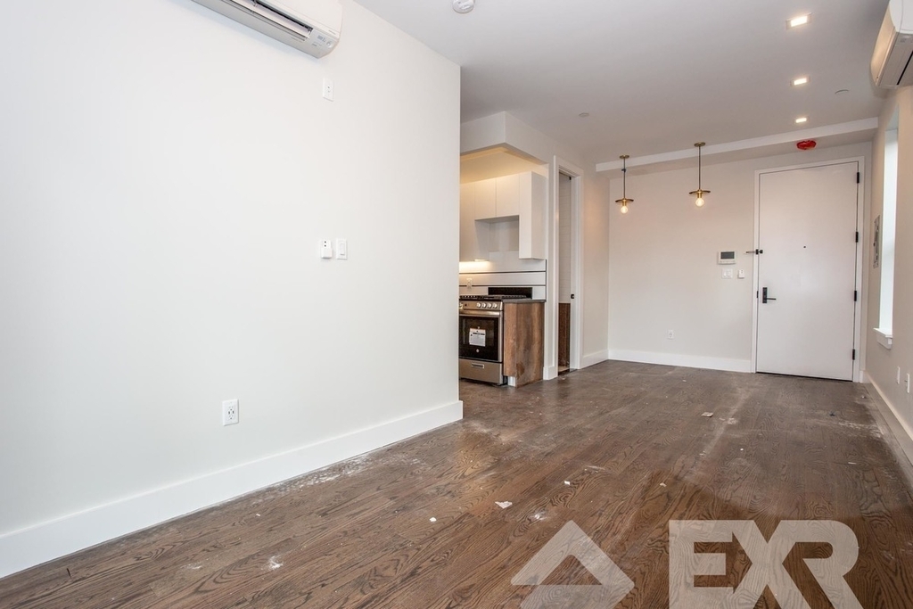 799 Ocean Avenue - Photo 1