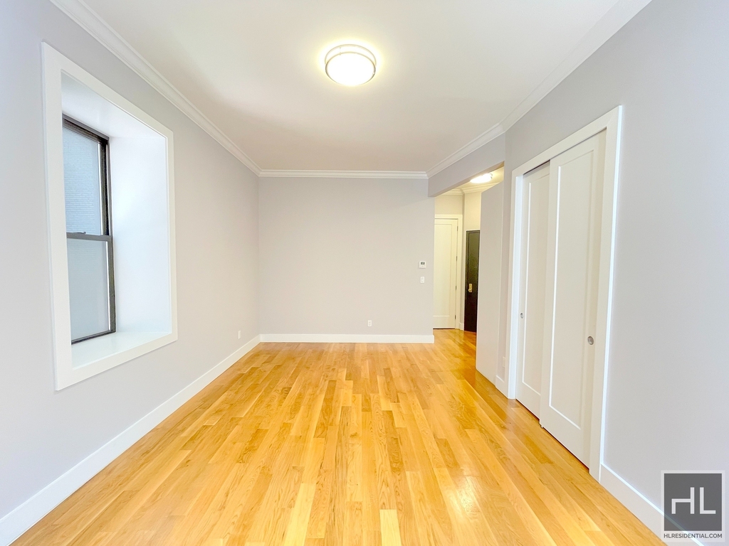 252 West 76 Street - Photo 3