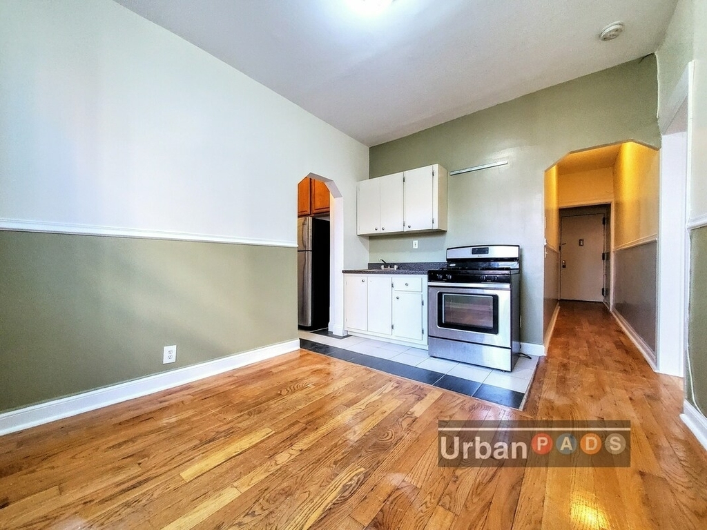 129 Clermont Avenue - Photo 2