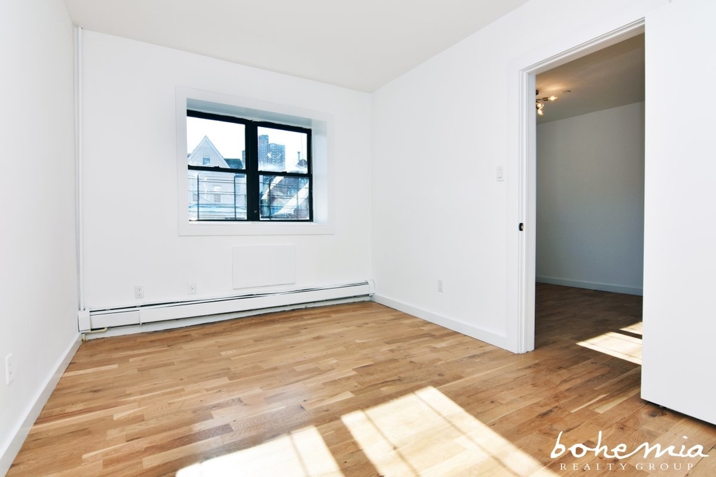 169 W 228th St - Photo 4