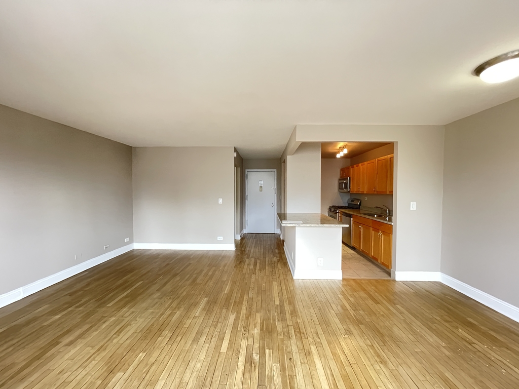 310 Greenwich Street - Photo 2