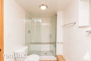 1535 W Addison St 1 - Photo 17