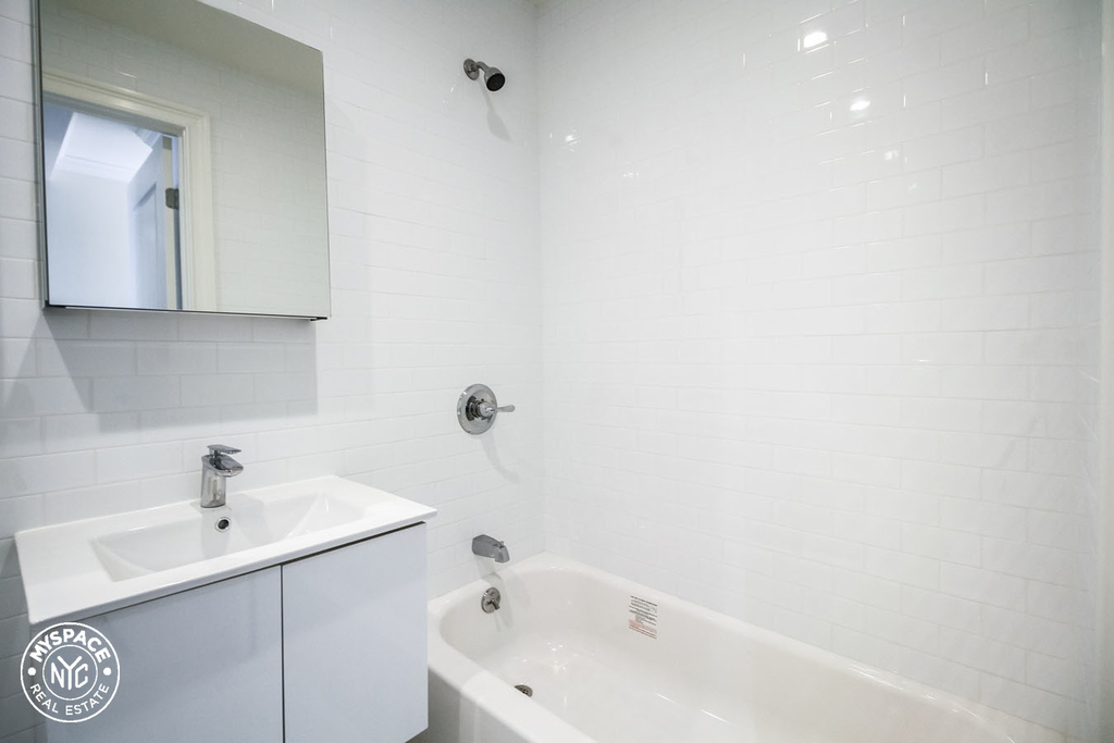 946 Bushwick Avenue - Photo 8