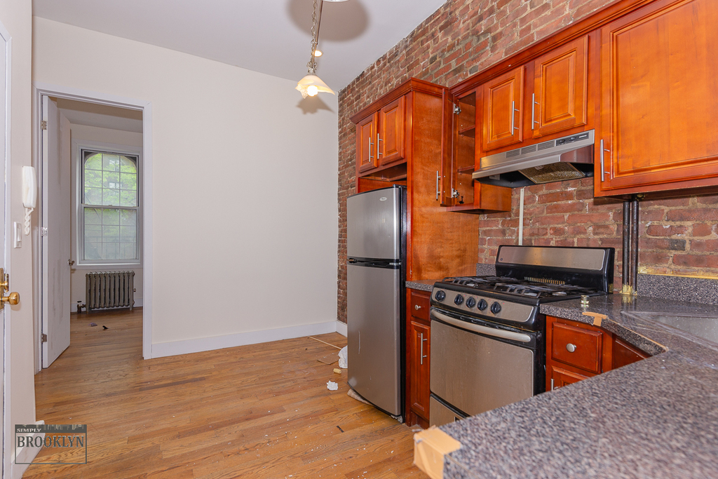 38 Nostrand Avenue - Photo 2