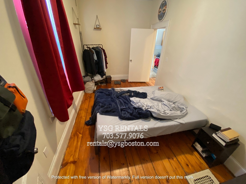 25 Suffolk St. - Photo 6