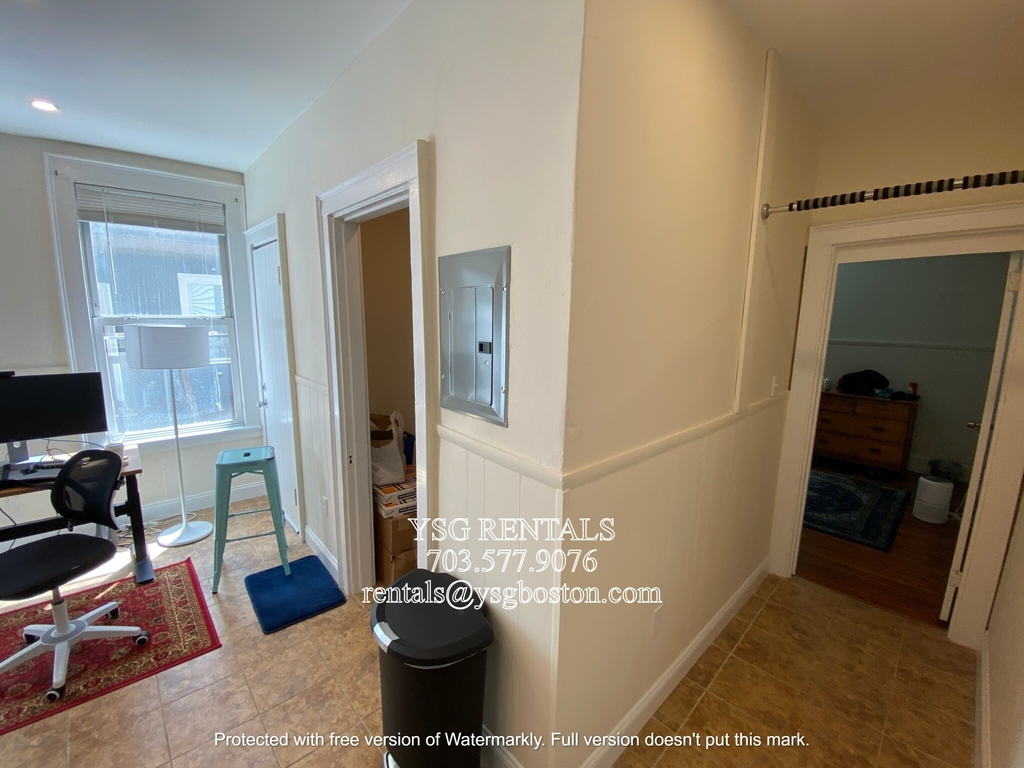 25 Suffolk St. - Photo 8