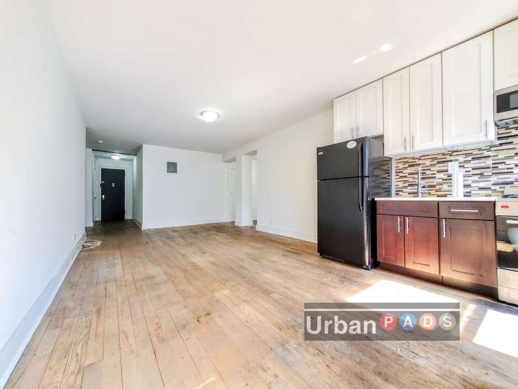 55 Linden Boulevard - Photo 1