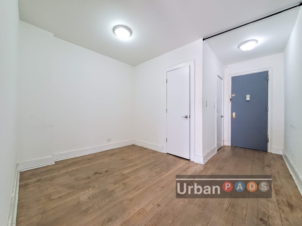 55 Linden Boulevard - Photo 3