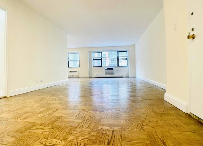 420 East 79th Street - Photo 1