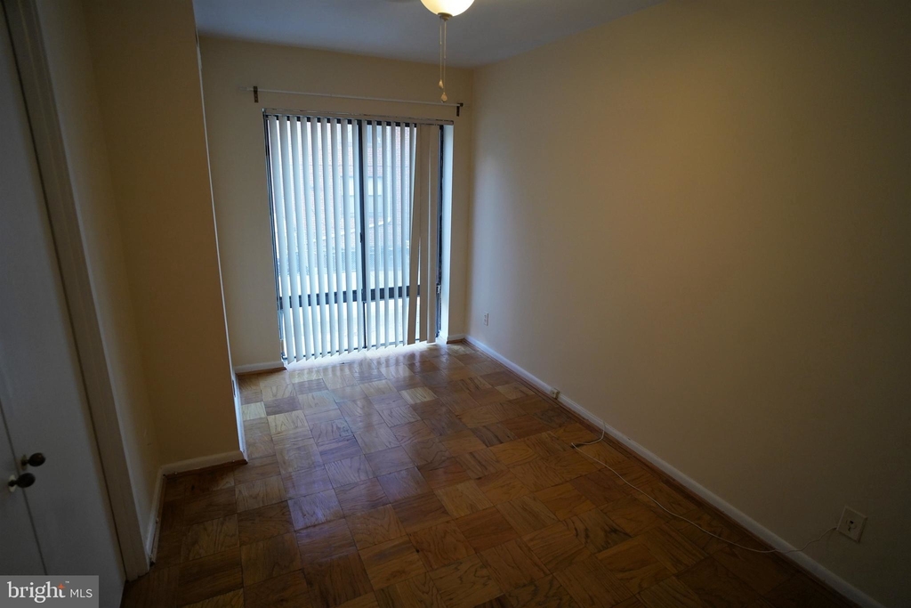 1001 26th Street Nw - Photo 13