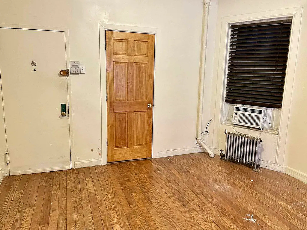 2305 2nd Avenue - Photo 2