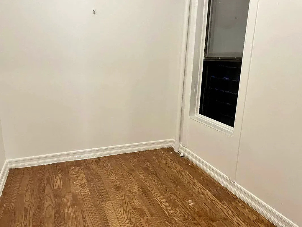 2305 2nd Avenue - Photo 3