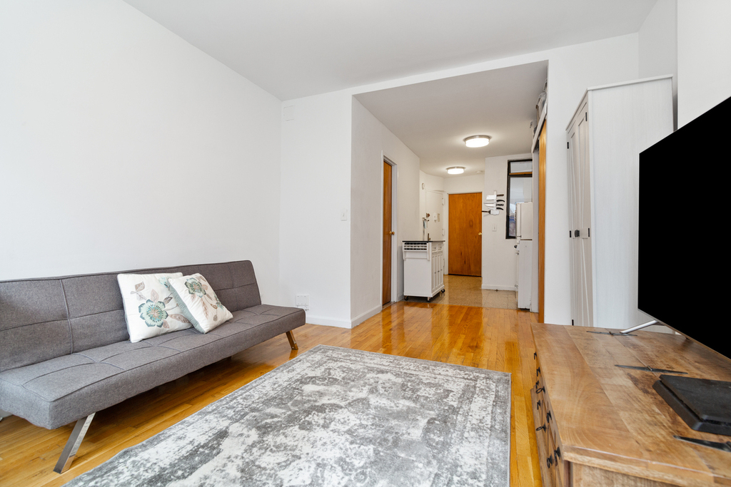 334 East 82nd Street - Photo 0