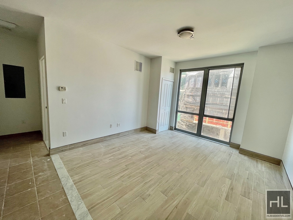 110 4 Avenue - Photo 1