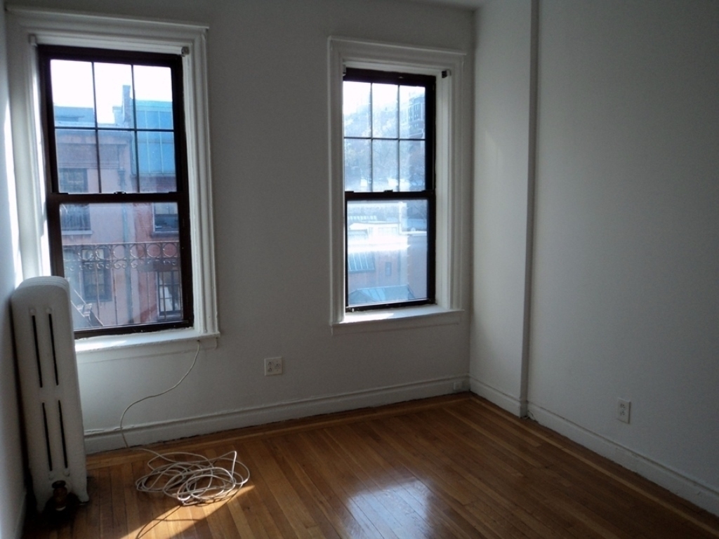 11 West 8th Street - Photo 3