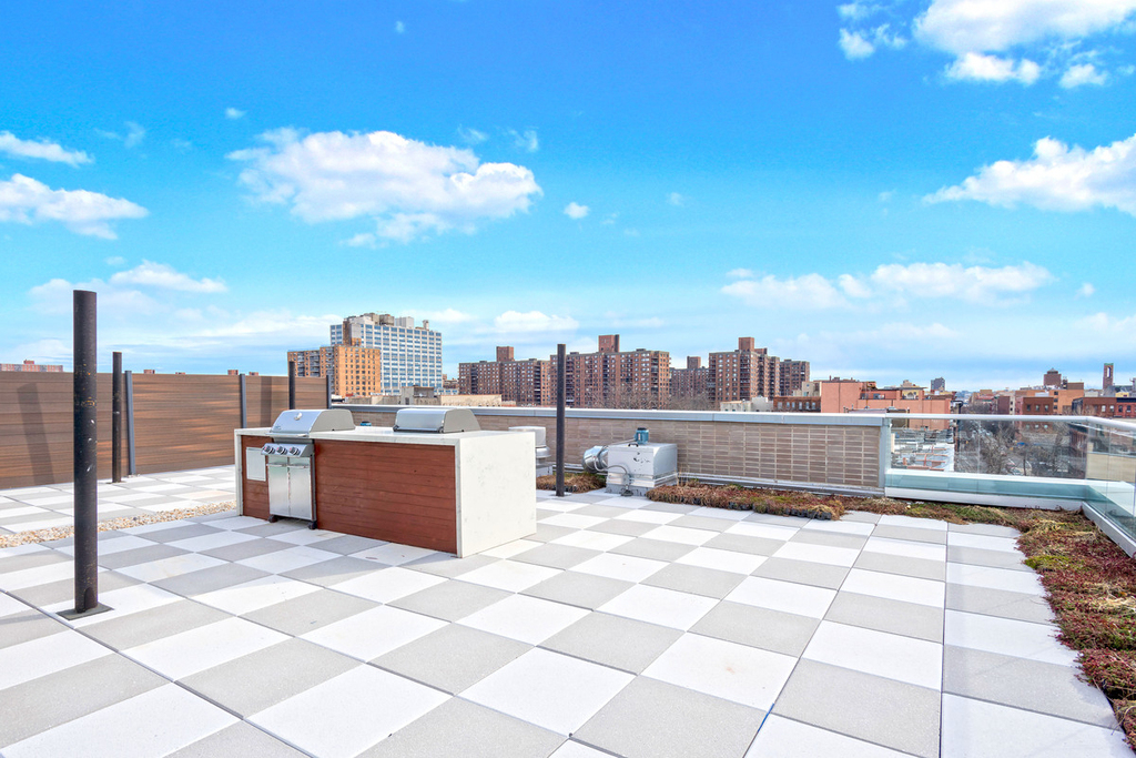 2231 Adam Clayton Powell Jr Boulevard - Photo 6