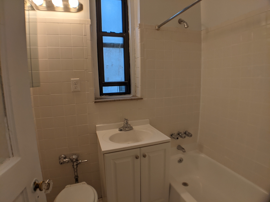 29st 31st Avenue - Photo 8