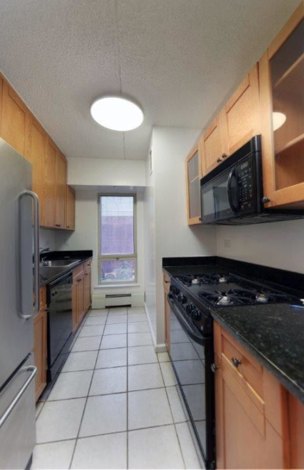 363 West 30th Street - Photo 2