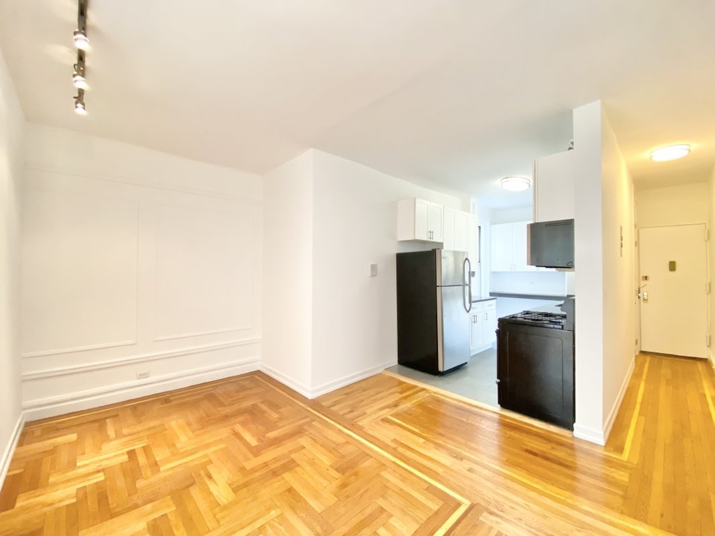 730 West 183rd Street - Photo 0