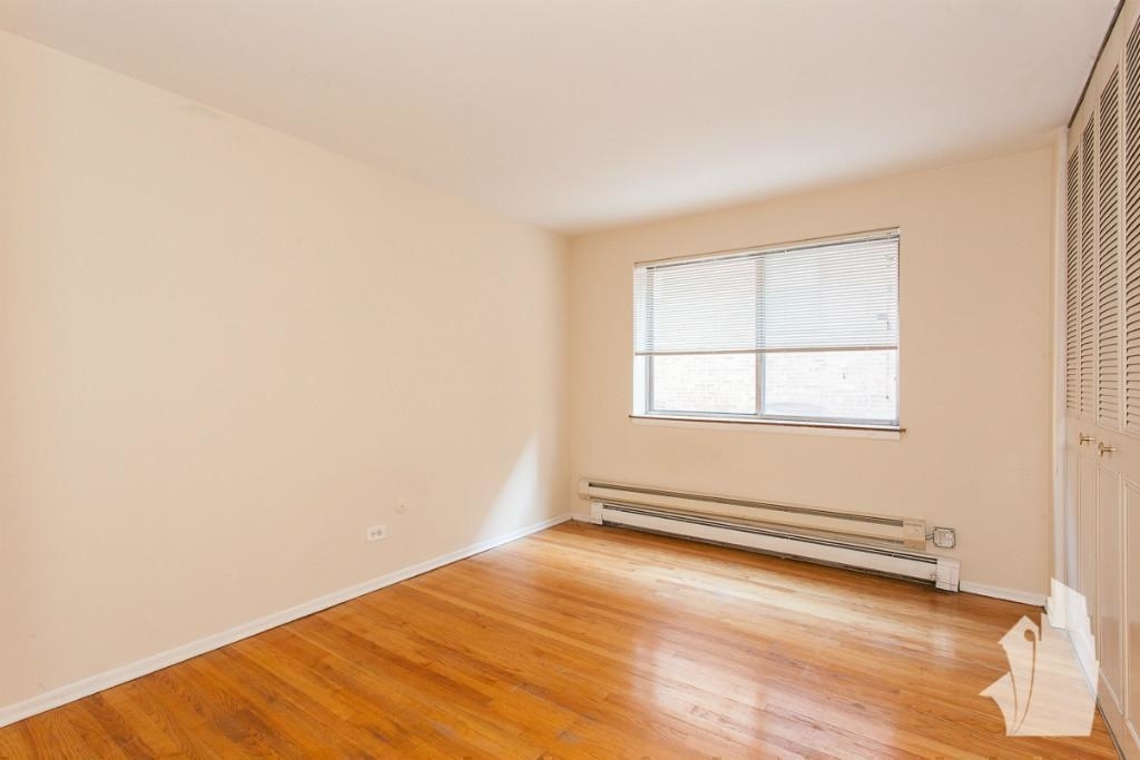 660 W Wrightwood Ave - Photo 7