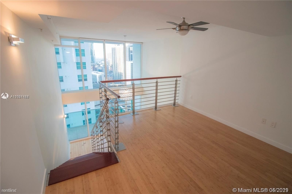 41 Se 5th St Apt 1515 - Photo 1