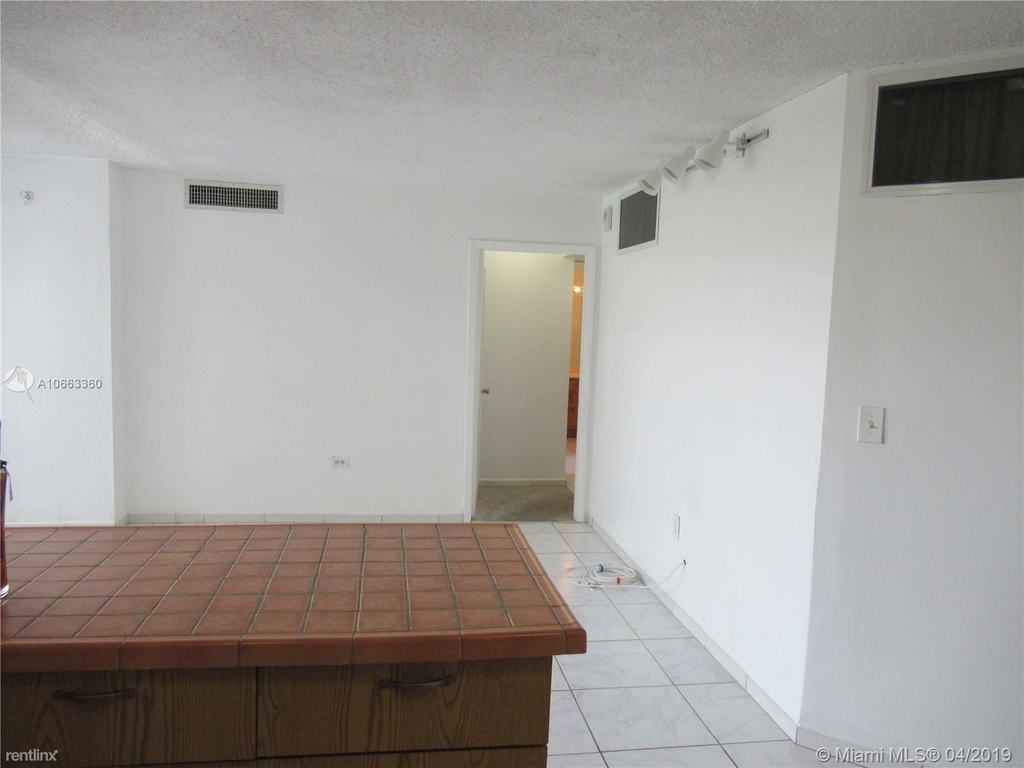 7135 Collins Ave - Photo 2