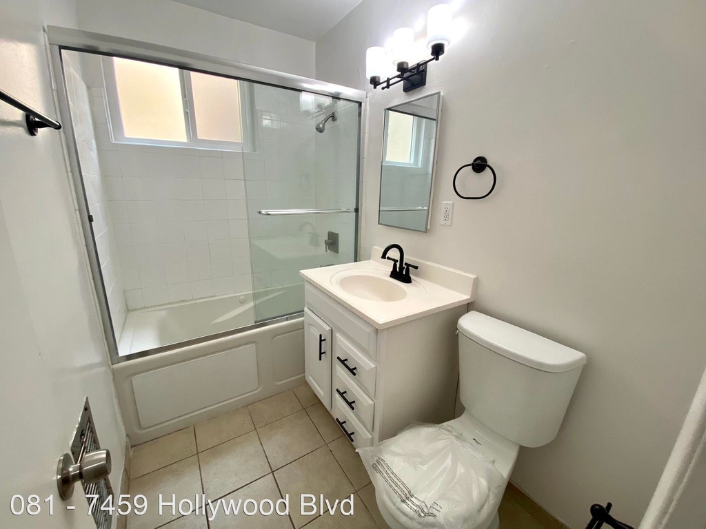 7459 Hollywood Blvd. - Photo 14