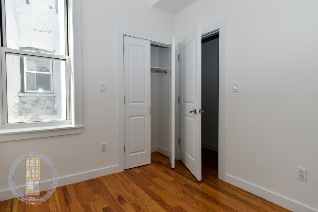 1366 Putnam Avenue - Photo 5