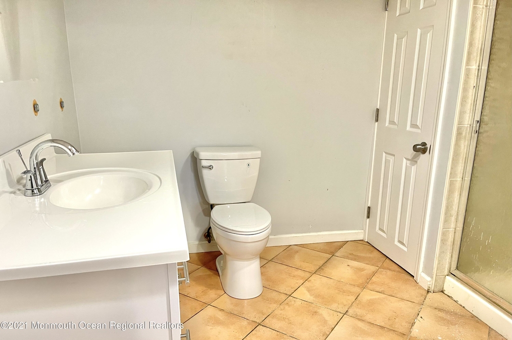 186 Ampere Avenue - Photo 16