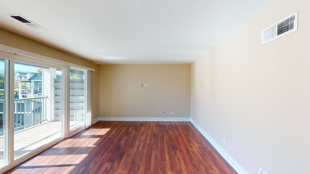 1001 Cresta Way - Photo 1