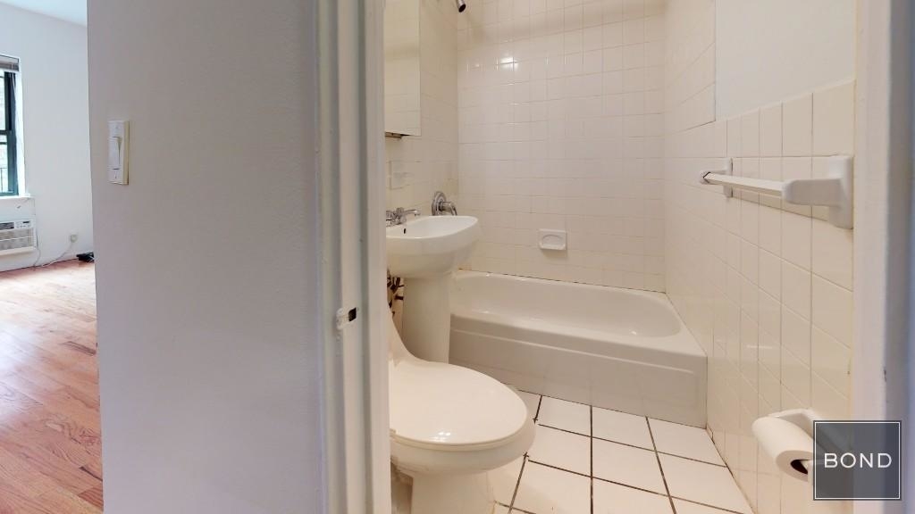 354 East 83 Street - Photo 3