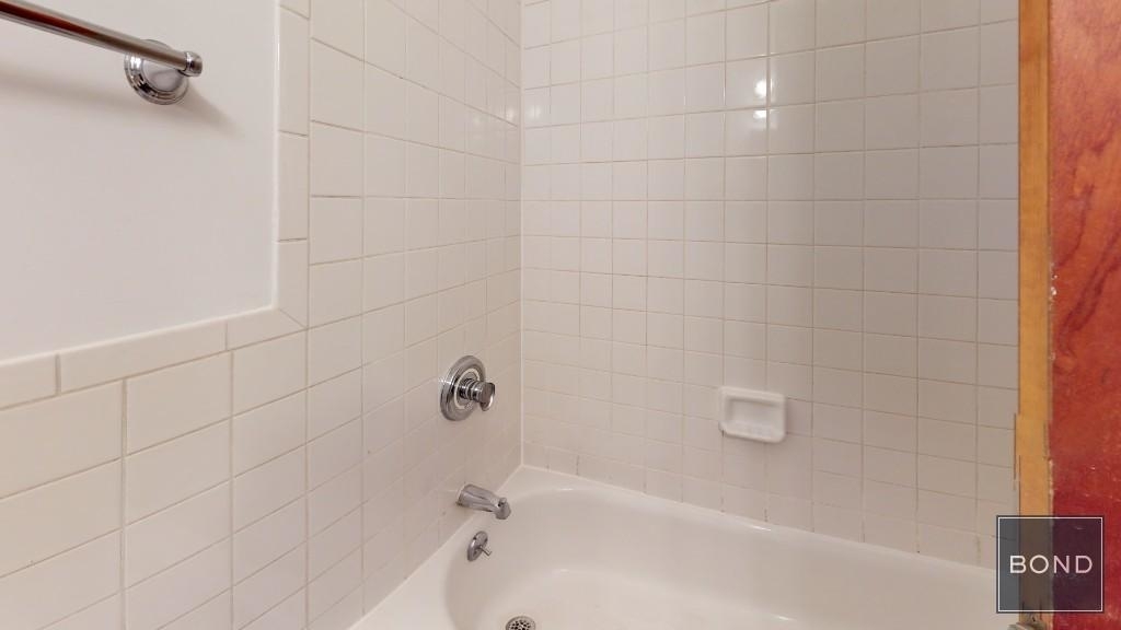 417 East 65 Street - Photo 5