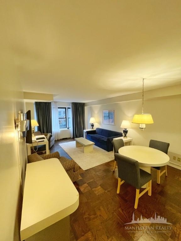 149 East 39th Street - Photo 1