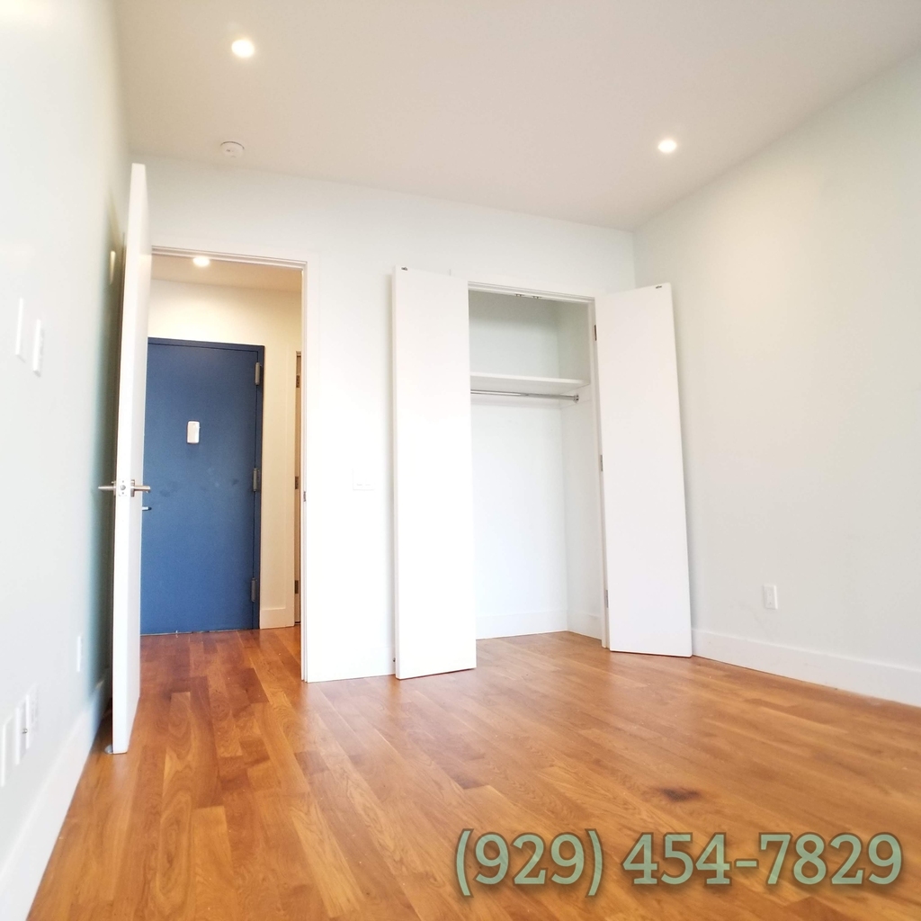 1173 Greene Avenue - Photo 6