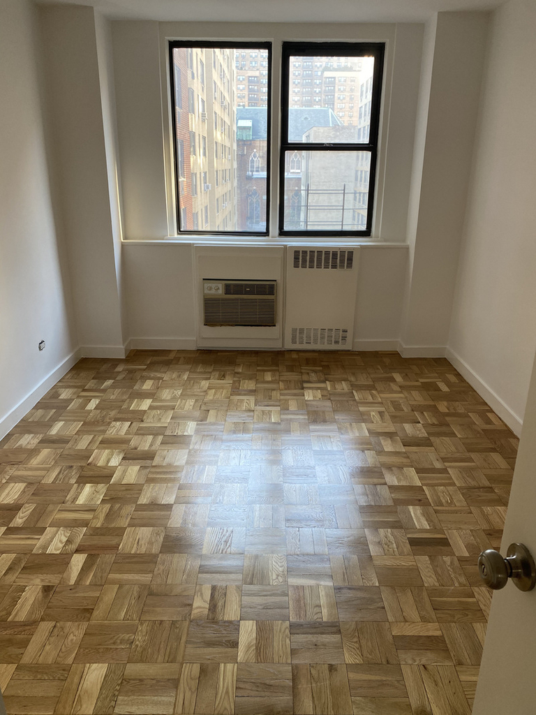 435 East 79th Street - Photo 1