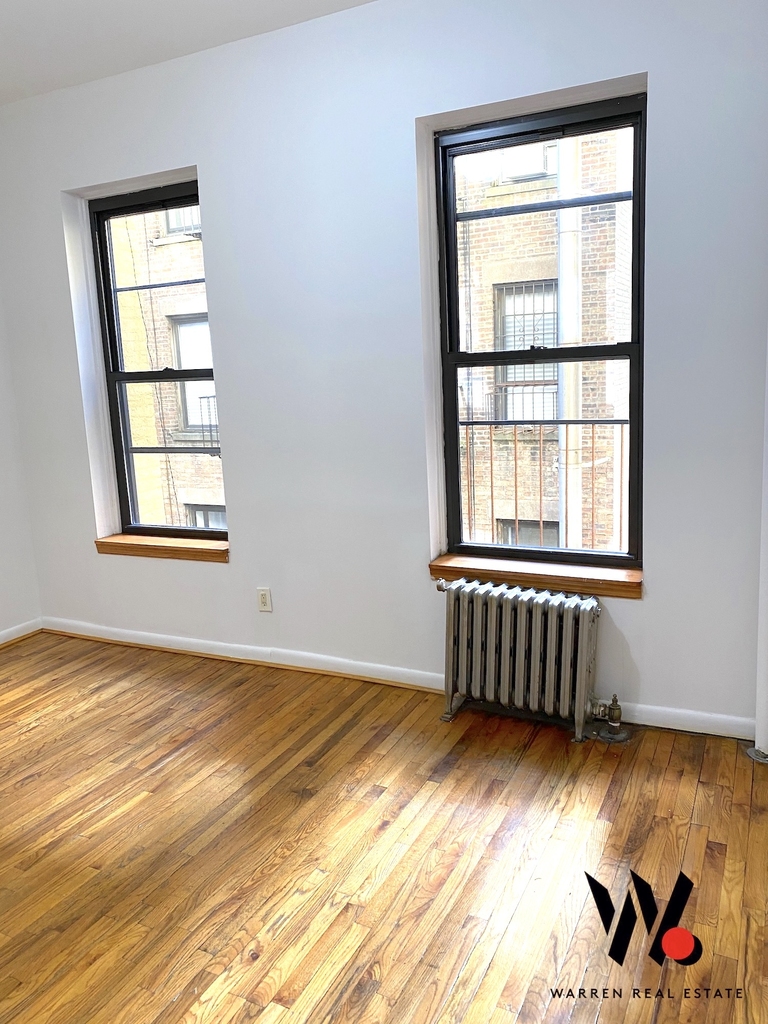 304 East 11 Street - Photo 0