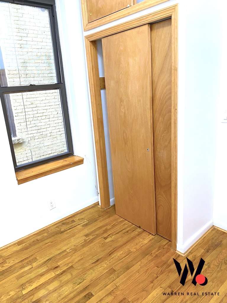 304 East 11 Street - Photo 3