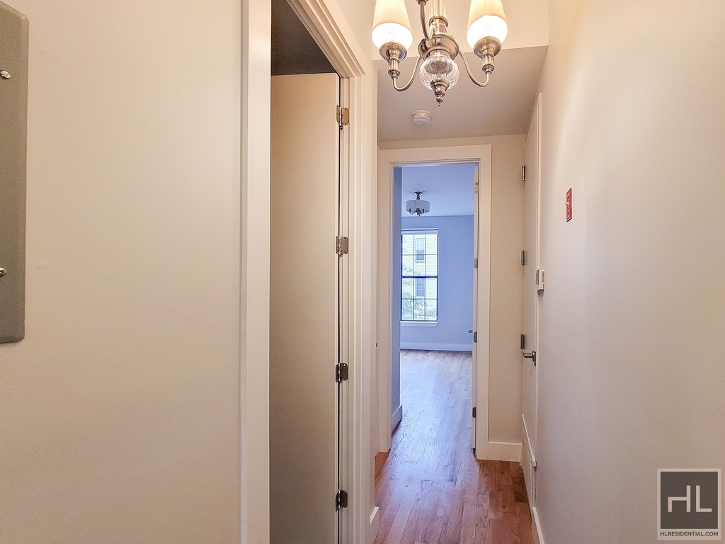 219 Troutman Street - Photo 6