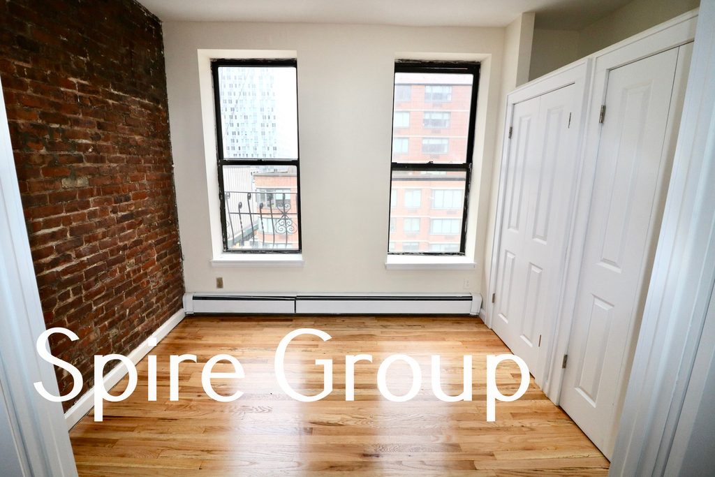 814 Amsterdam Avenue - Photo 4