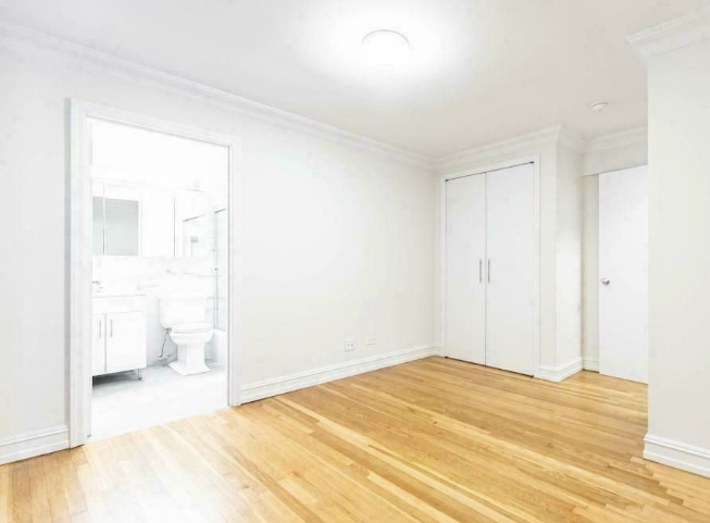 305 West 13th Street - Photo 5